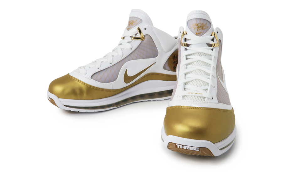 Nike LeBron 7 China Moon (2009)